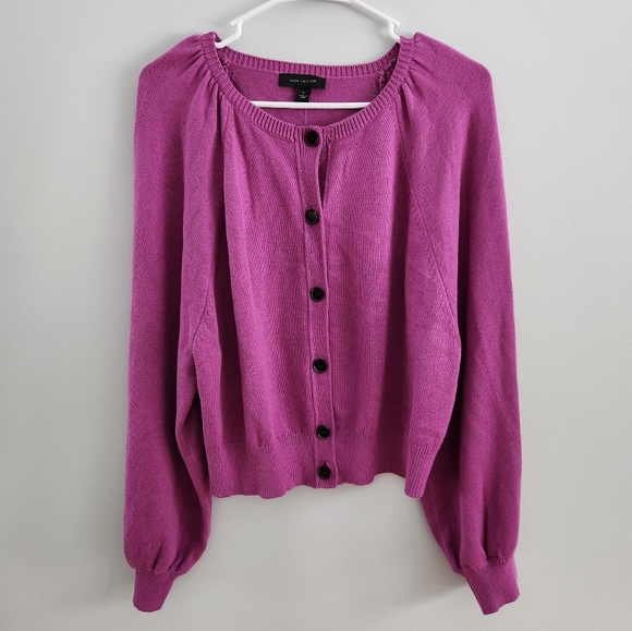 NWT Ann Taylor Oversized Button Front Puff Sleeve Cardigan Purple Magenta - Picture 3 of 8